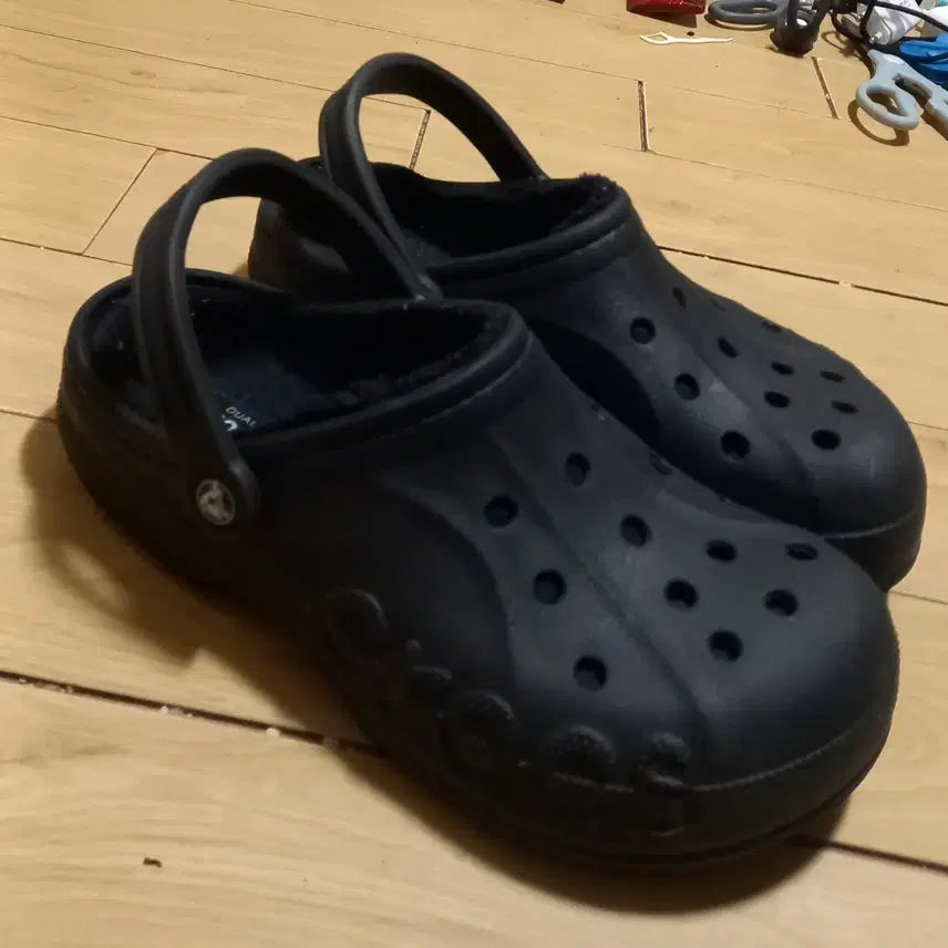 [BUNJANG] Crocs M9W11 270 Size Lined Clogs / 털 크록스 M9W11 270사이즈