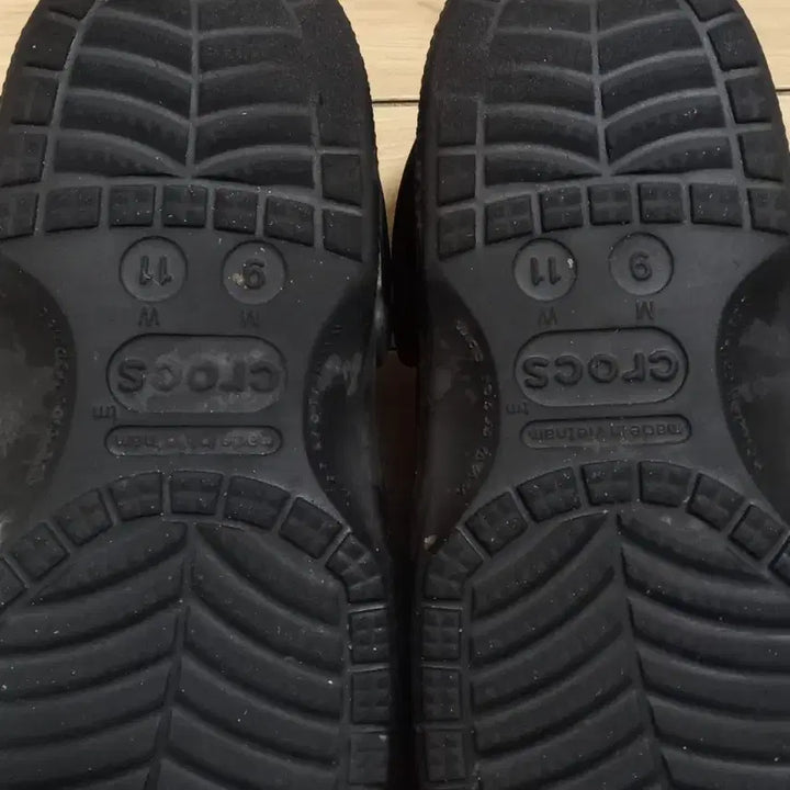 [BUNJANG] Crocs M9W11 270 Size Lined Clogs / 털 크록스 M9W11 270사이즈