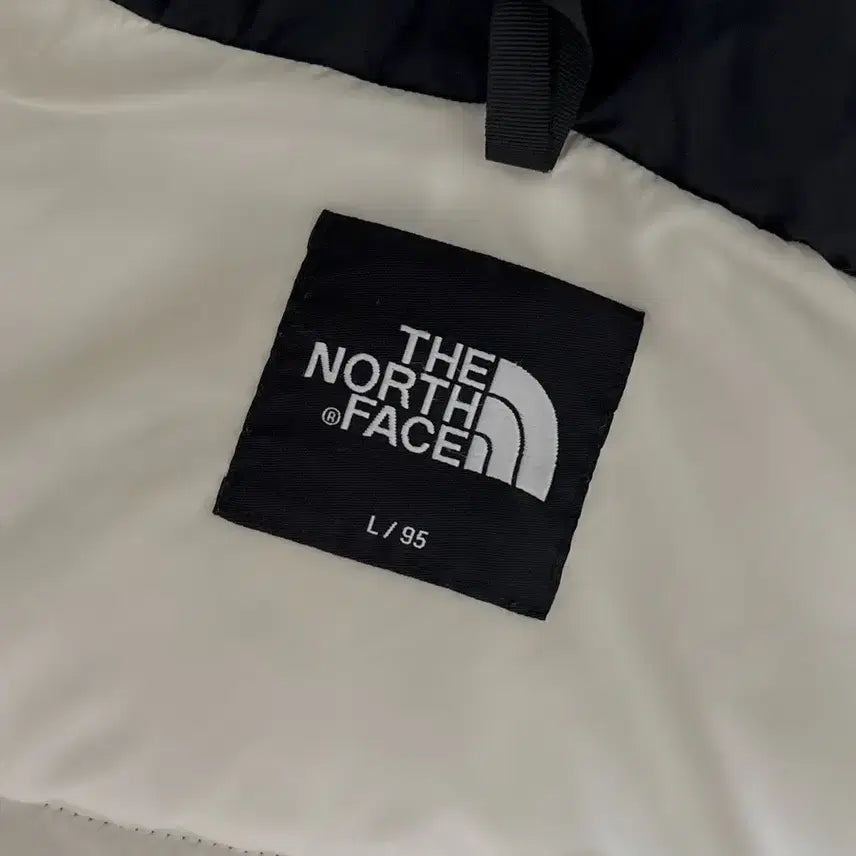 [BUNJANG] The North Face Nuptse Hybrid Down Ball Jacket (Ivory) / 노스페이스 눕시 하이브리드 다운 볼 자켓 아이보리 (W)