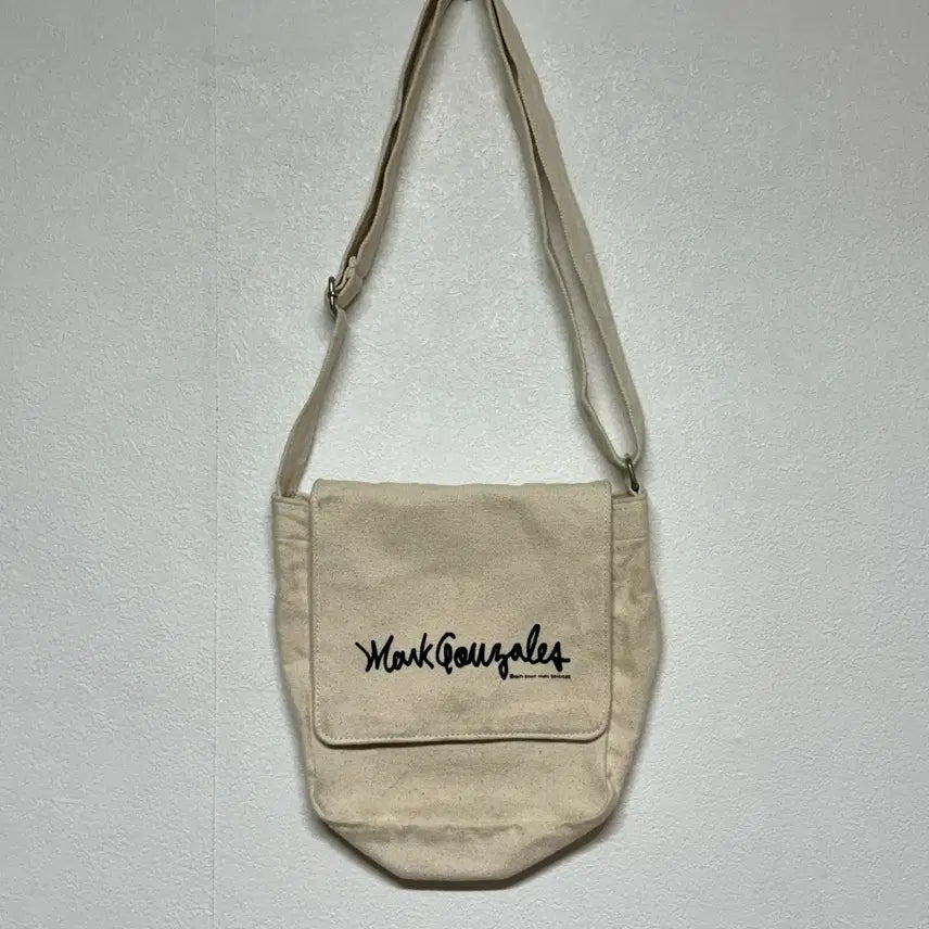 [BUNJANG] Mark Gonzales Mini Crossbody Bag / 마크곤잘래스 미니 크로스백