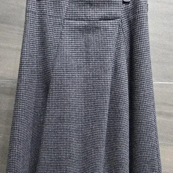 [BUNJANG] athe 86% Wool Skirt 36 / athe 아떼 , 모86% 스커트 36