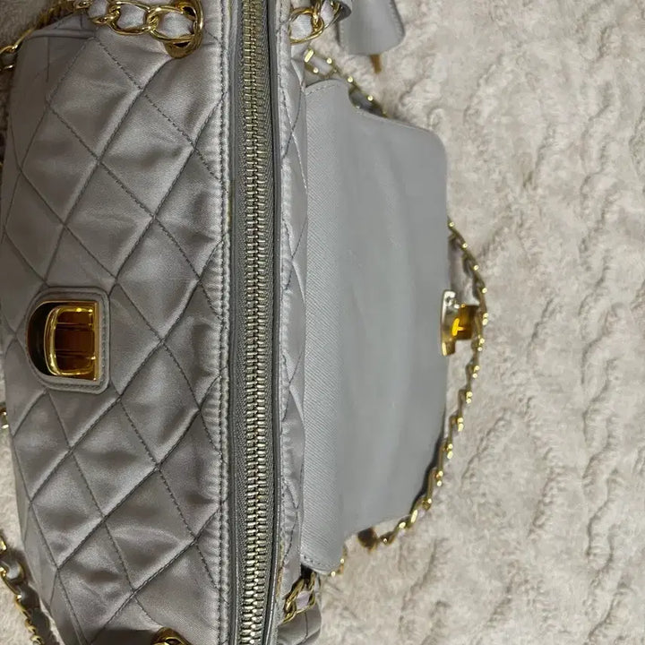 [BUNJANG] Prada Ivory Quilted Chain Bag / 프라다 플랩 체인백 아이보리 숄더백 퀼팅 가방