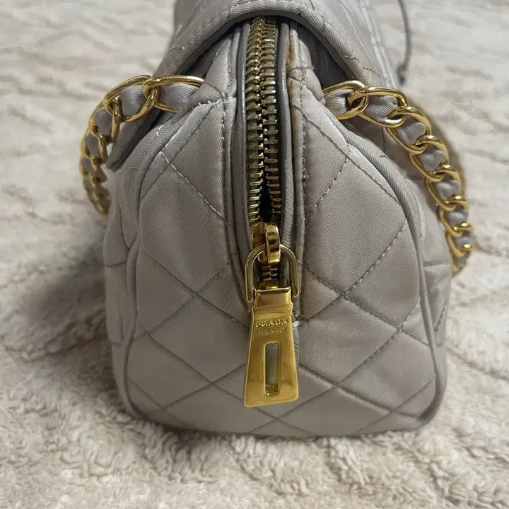 [BUNJANG] Prada Ivory Quilted Chain Bag / 프라다 플랩 체인백 아이보리 숄더백 퀼팅 가방