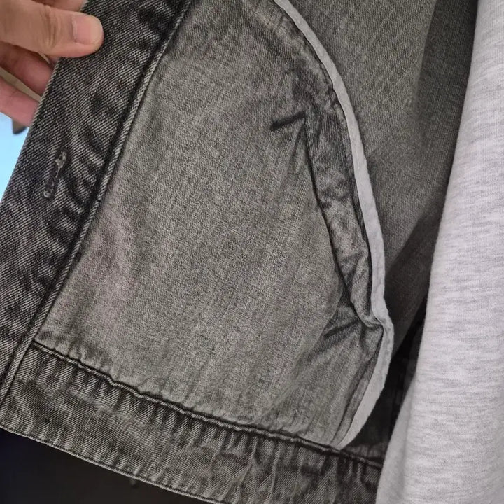 [BUNJANG] Karl Lagerfeld Gray Denim Jacket / 24년 칼 라거펠트 그레이 데님 자켓 / 세미오버핏