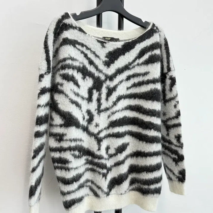 [BUNJANG] Maje Animal Print Knit / 정품 마쥬 maje 앙고라 울 혼방 애니멀 프린팅 니트