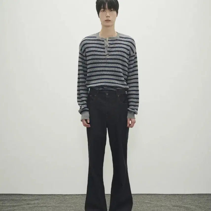 [BUNJANG] 50) Photocard Face Cable Henley Knit Gray / 50) 포커페이스 케이블 헨리넥니트 그레이