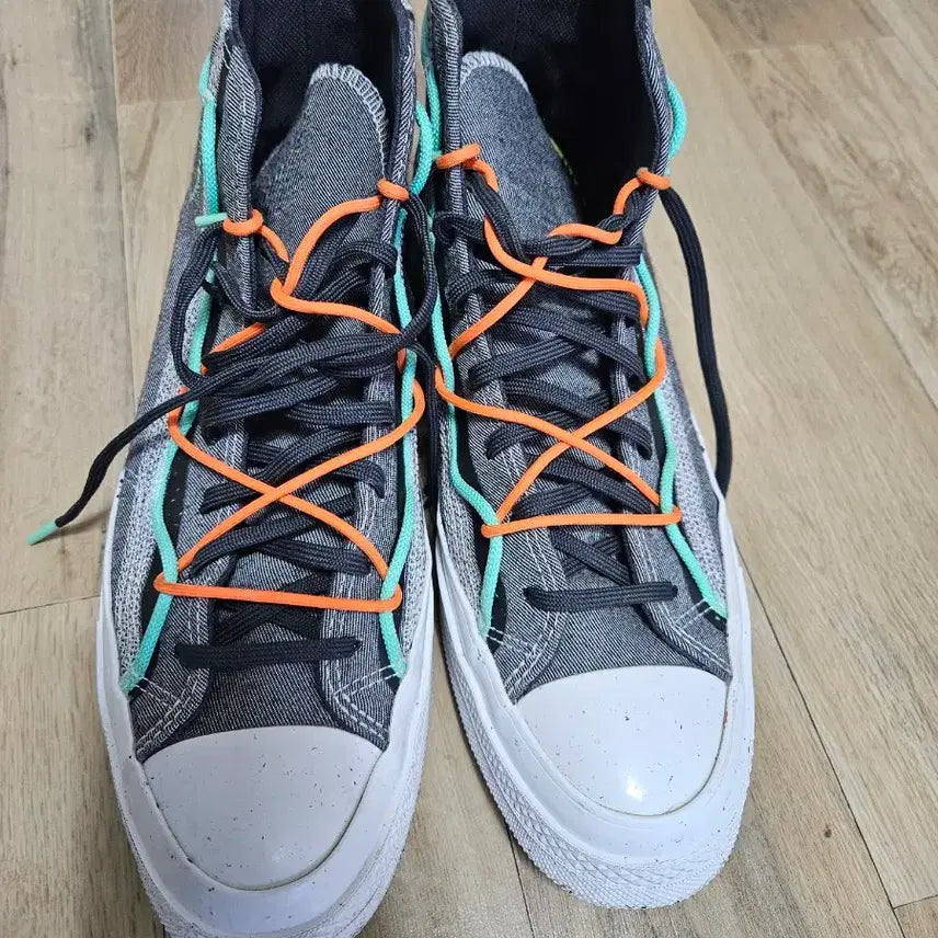 [SOLD OUT] 컨버스 척 70 하이 스니커즈 그레이