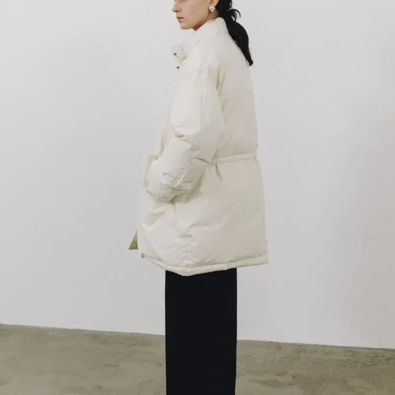 [BUNJANG] ugst Sand Volume Down Jumper (Ivory) / 어그스트 ugst sand volume down jumper(ivory)