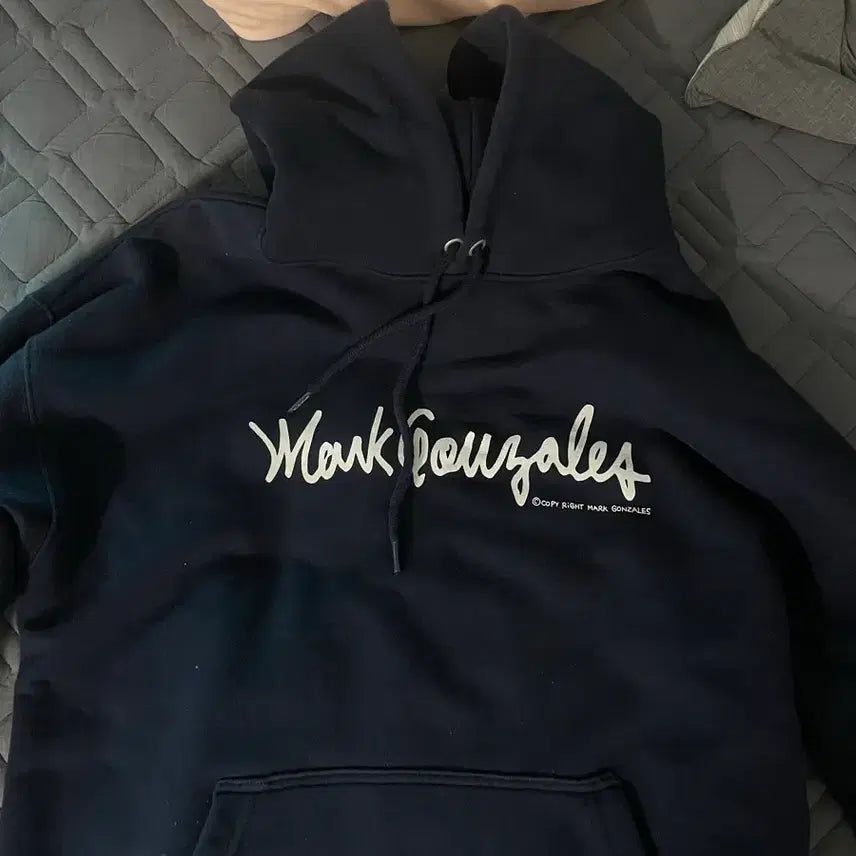 [BUNJANG] Mark Gonzales Navy Hoodie / 마크곤잘레스 후드티