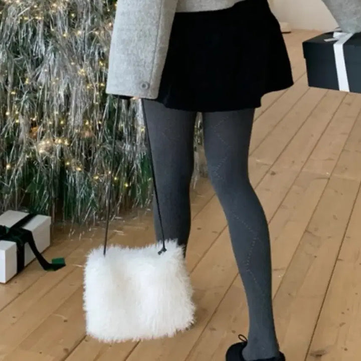 [BUNJANG] Ezediary Ivory Pergabag Handbag / 에제다이어리 ezediary 퍼가방 아이보리 (실사)