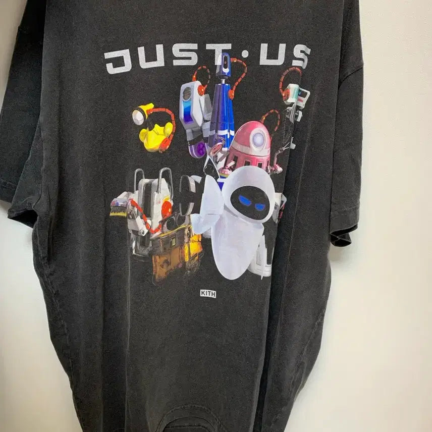 [BUNJANG] Kith Pixar Wall-E T-Shirt XL / kithX pixar wall-e 키스 x 픽사 월E 반팔 XL
