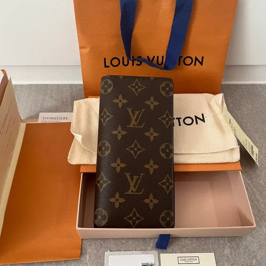 [BUNJANG] Louis Vuitton Brazza Wallet / 루이비통 브라짜 월릿