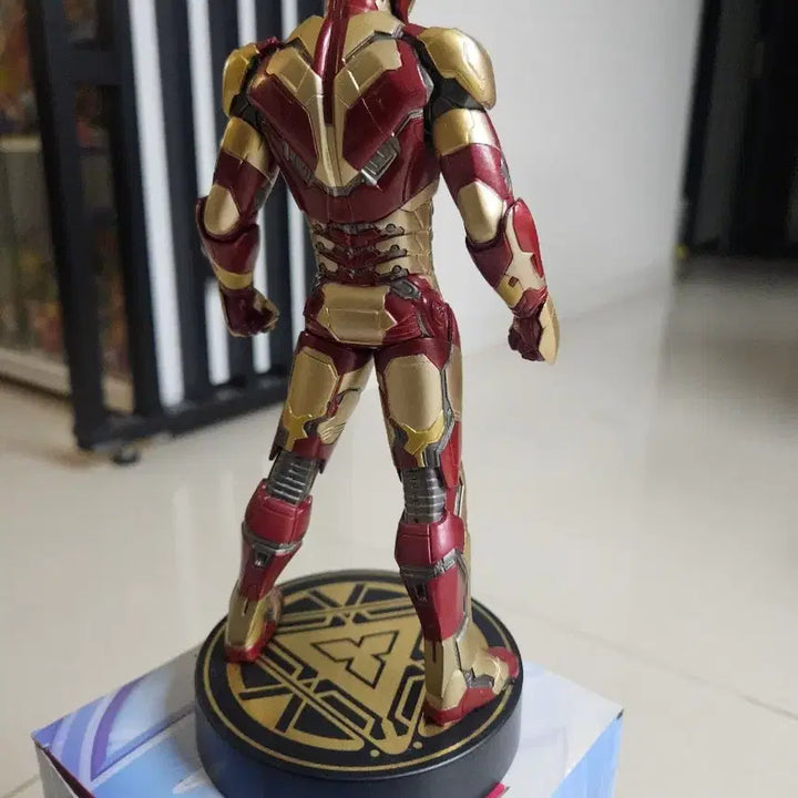 [BUNJANG] Sega Premium Iron Man 3 Glow-in-the-Dark Figure / 세가 프리미엄 아이어맨3 축광ver 피규어 개봉양품