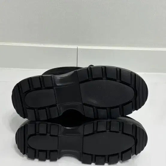 [BUNJANG] Black Suede Short Ribbon Boots / 블랙 스웨이드 숏 리본 부츠(거의 보관)