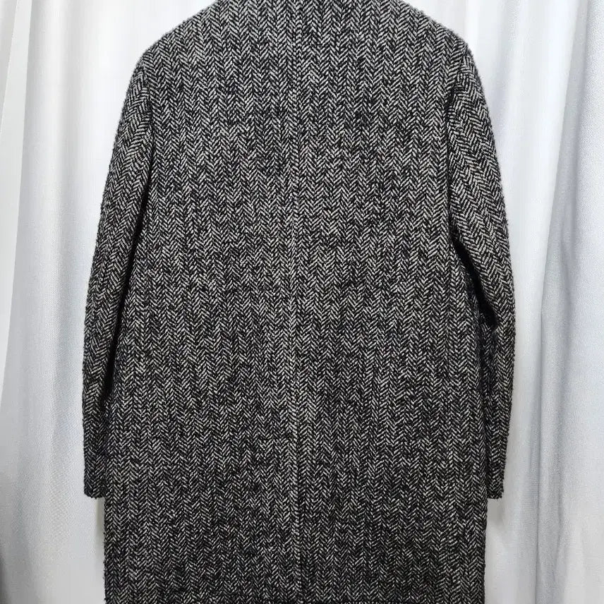 [BUNJANG] TXT Herringbone Coat (M Size) / 터티뮤 헤링본 코트 팝니다 M사이즈(95~100)