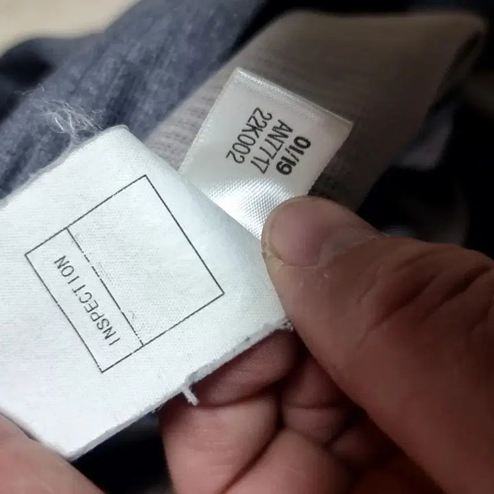 [BUNJANG] Adidas Gray Black Three-Stripe Track Top / 빈티지 아디다스 그레이 블랙 삼선 트랙탑(105)