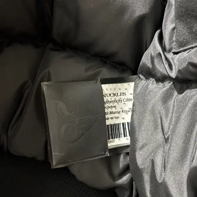 [BUNJANG] Moose Knuckles Debby Bomber Jacket Black Fur / 무스너클 데비봄버 블랙퍼