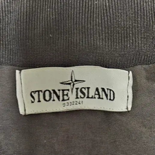 [BUNJANG] Stone Island Padded Vest / 스톤아일랜드 패딩 조끼(M)
