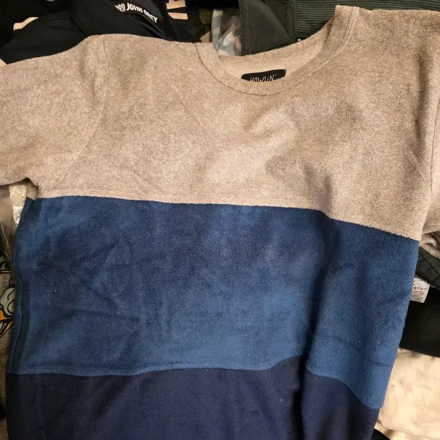 [BUNJANG] Howlin' T-Shirt (M Size) / 하울린 반팔티셔츠 M사이즈 새상품