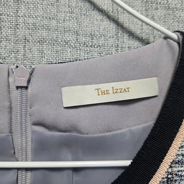 [BUNJANG] The iZ * Tweed Long Dress 95 / 더아이잗 트위드 롱 원피스 95