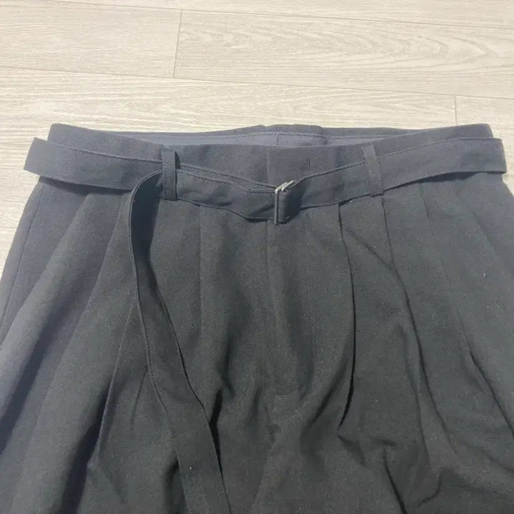 [SOLD OUT] Tleyoung 벨티드 턱 와이드 슬랙스 M