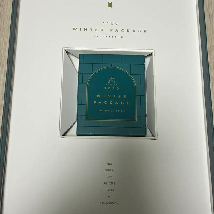[BUNJANG] BTS (Bangtan Boys) 2020 Winter Package in Helsinki Full Set / 방탄 BTS 2020 윈터 패키지 헬싱키 풀세트