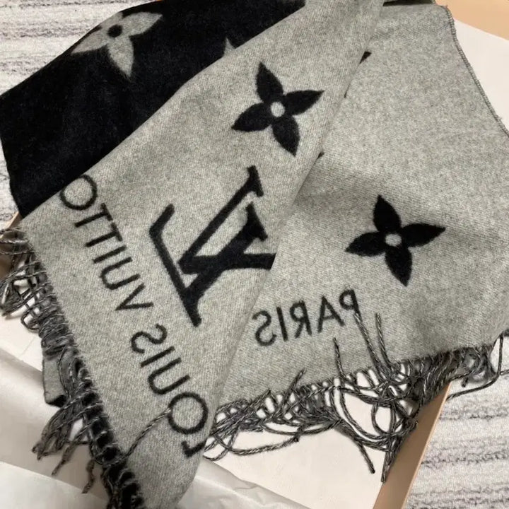 [BUNJANG] Louis Vuitton Classic Scarf / LV 클래식 스카프