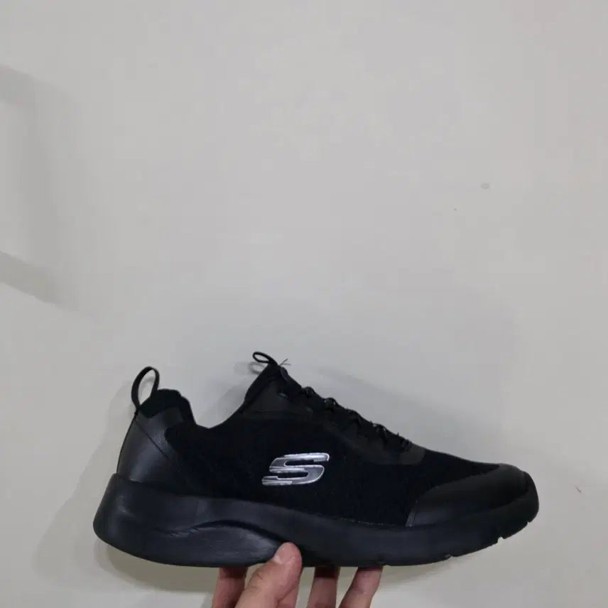 [BUNJANG] Skechers Dynamite 2.0 Triple Black Sneakers / [275] 스케쳐스 다이너마이트2.0 센터 트리플블랙ㅡ단종매물,최저가