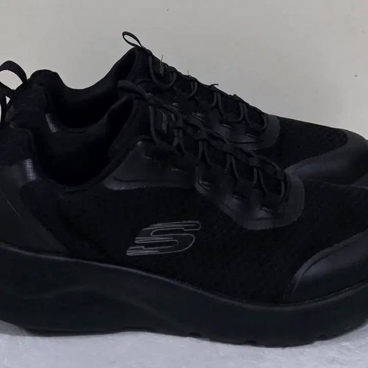 [BUNJANG] Skechers Dynamite 2.0 Triple Black Sneakers / [275] 스케쳐스 다이너마이트2.0 센터 트리플블랙ㅡ단종매물,최저가