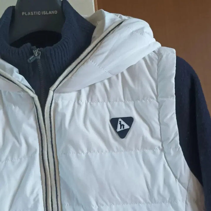 [BUNJANG] Hazzys Goose Down Hooded Padded Jacket / 헤지스 구스다운 후드 패딩90