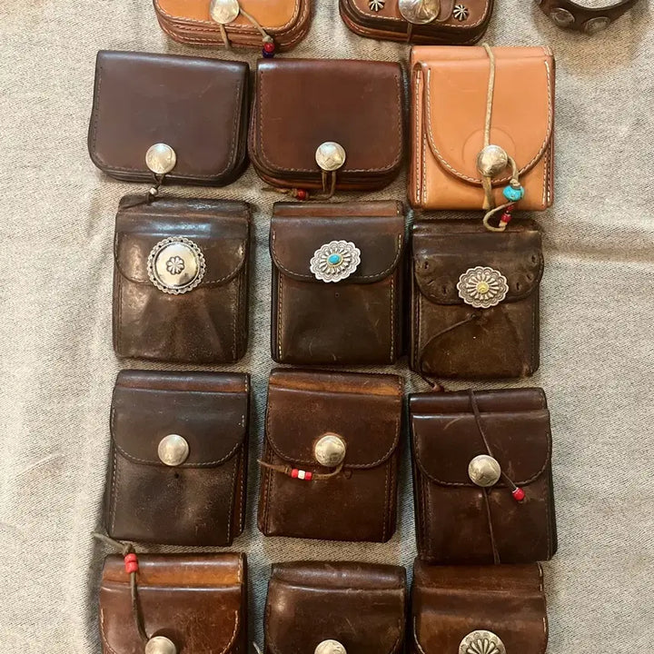 [BUNJANG] GOROS Saddle Leather Concho Bifold Wallet / GOROS 올드고로스 새들레더 콘초 중지갑