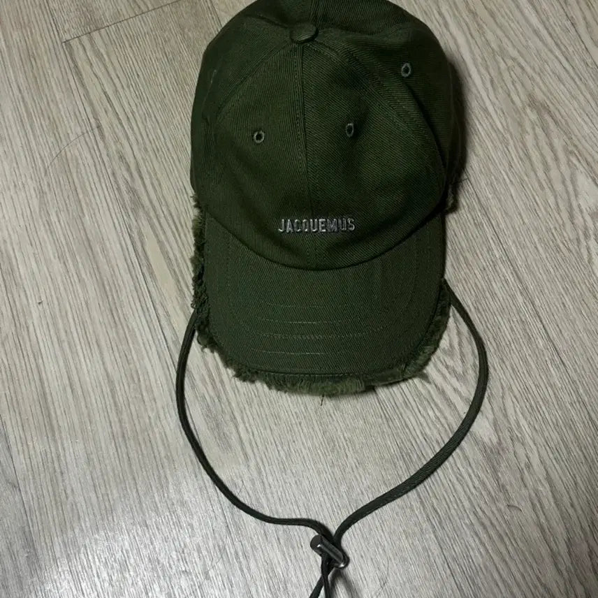[BUNJANG] Jacquemus Khaki Ball Cap Hat / [초급처] 새상품자크뮈스 카키색 모자
