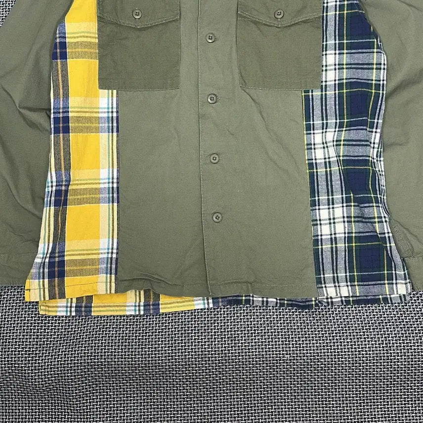 [BUNJANG] AVIREX Khaki Shirt (XL) / AVIREX 아비렉스 셔츠 (XL)