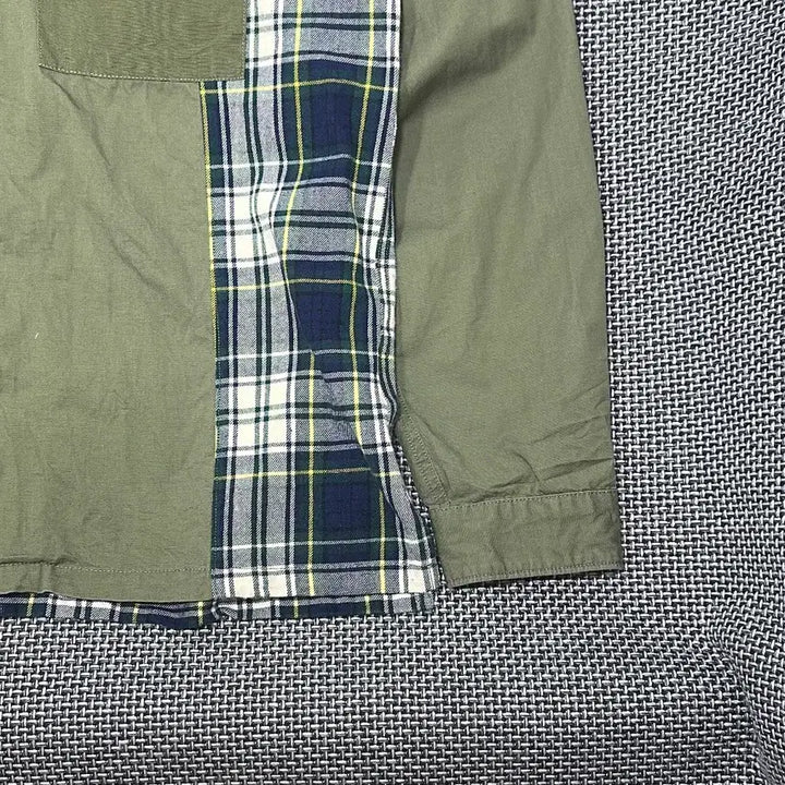 [BUNJANG] AVIREX Khaki Shirt (XL) / AVIREX 아비렉스 셔츠 (XL)