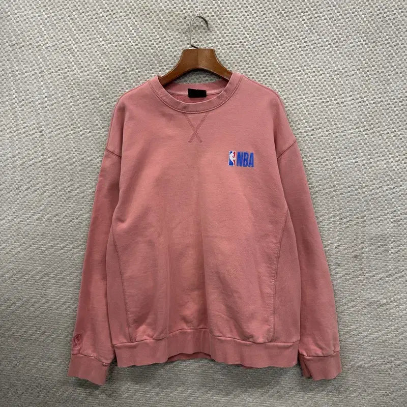 [BUNJANG] NBA Pink Embroidered Logo Casual Sweatshirt / NBA 핑크 자수로고 캐주얼 맨투맨 L M10549