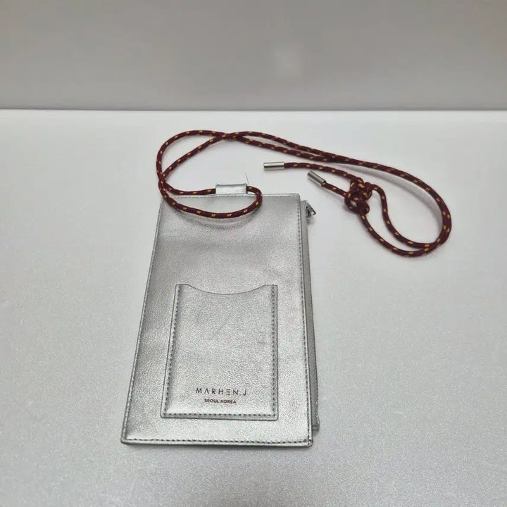 [BUNJANG] Marhen J Silver Crossbody Bag / 마르헨제이 실버 크로스백