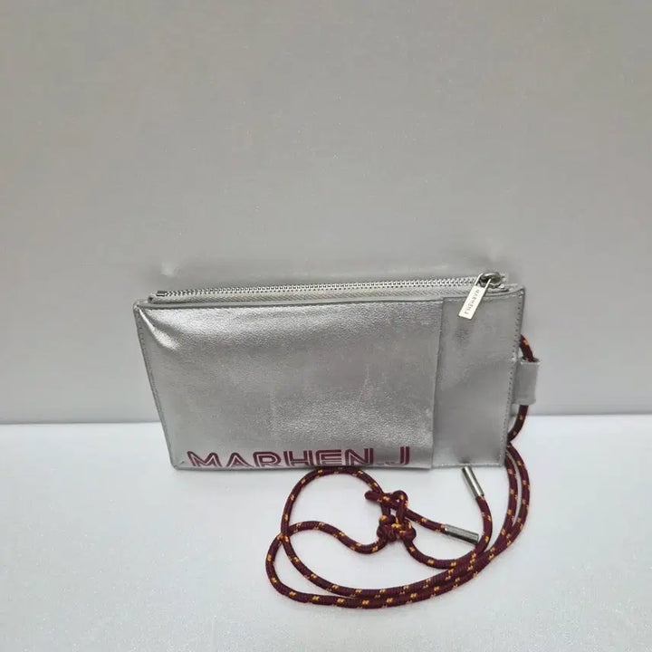 [BUNJANG] Marhen J Silver Crossbody Bag / 마르헨제이 실버 크로스백