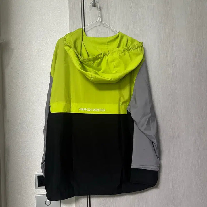 [BUNJANG] JNJ International JAJ Symbol Anorak Lime (Used) / 제이엔제이 인터네셔널 JAJ SYMBOL ANORAK LIME