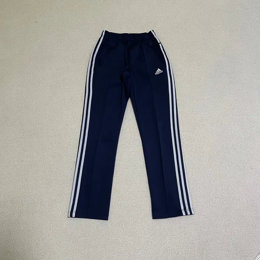 [BUNJANG] Adidas Training Pants S - N.1134 / S 아디다스 트레이닝복 바지 하의 N.1134