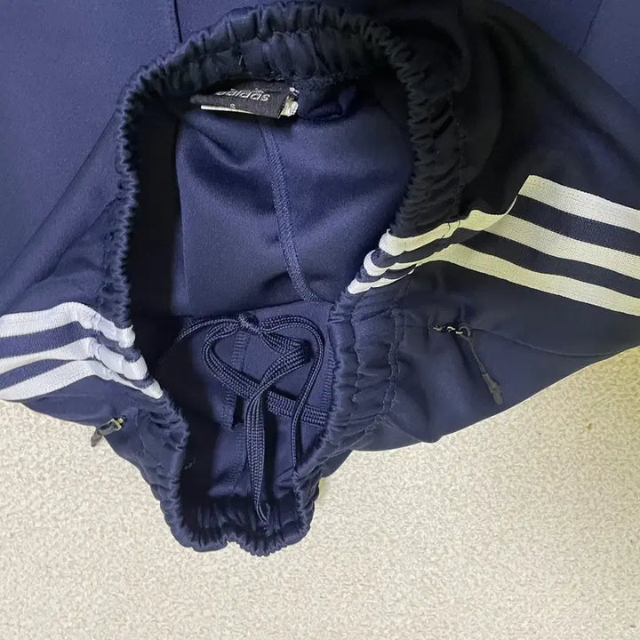 [BUNJANG] Adidas Training Pants S - N.1134 / S 아디다스 트레이닝복 바지 하의 N.1134
