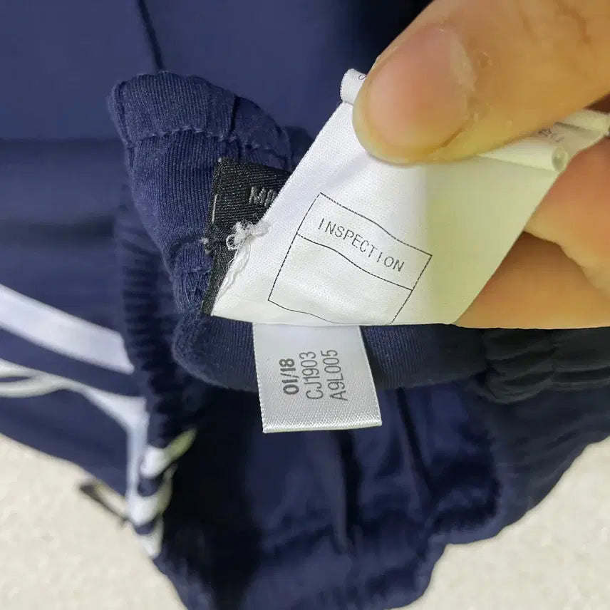 [BUNJANG] Adidas Training Pants S - N.1134 / S 아디다스 트레이닝복 바지 하의 N.1134