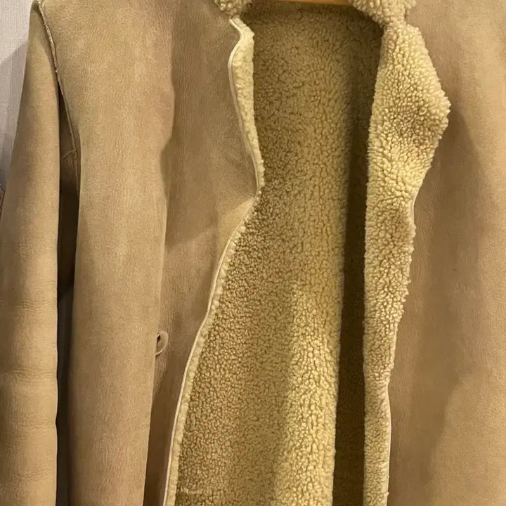 [BUNJANG] Song Studio Reversible Real Lamb Fur Mouton / 쏭스튜디오 리버시블 리얼 양털무스탕