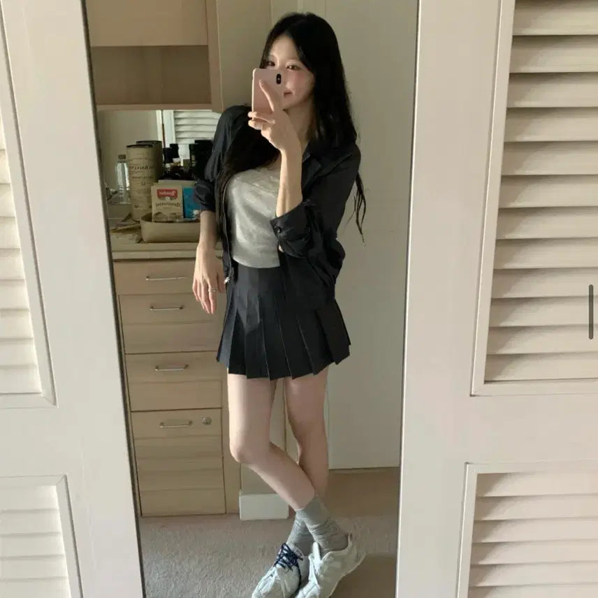 [BUNJANG] Reye Market Pleated Skirt Charcoal M / 레예마켓 플리츠 스커트 차콜m 새상품