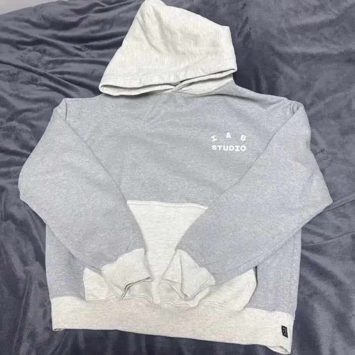 [BUNJANG] IAB Studio Dual Grey Hoodie L / 아이앱스튜디오 듀얼그레이 후드티 팝니다 L