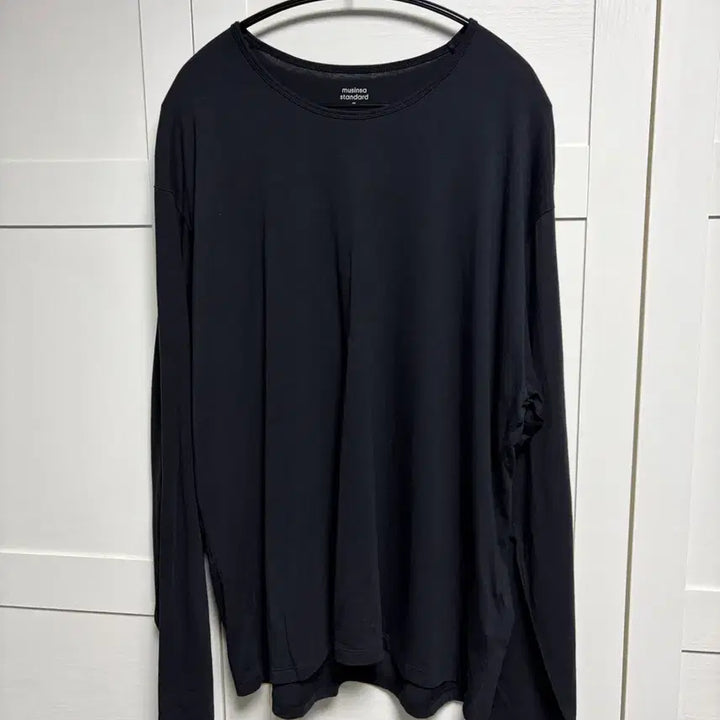 [BUNJANG] Musinsa Standard Relaxed CR Scoop Neck Long Sleeve T-Shirt Black 2XL / (새상품)무신사 스탠다드 릴렉스드 CR 스쿱넥 긴소매 티셔츠 블랙 2XL