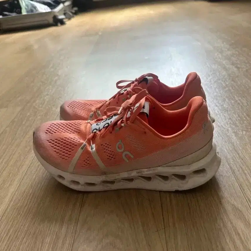 [SOLD OUT] On 러닝 | 온 러닝 | 클라우드서퍼 러닝화 275