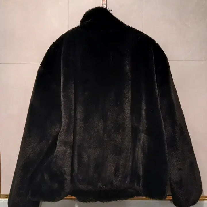 [BUNJANG] Nike Big Swoosh Black Faux Fur Jacket (XL) / 나이키 빅스우시 정품 여성 블랙 퍼 자켓 XL 사이즈