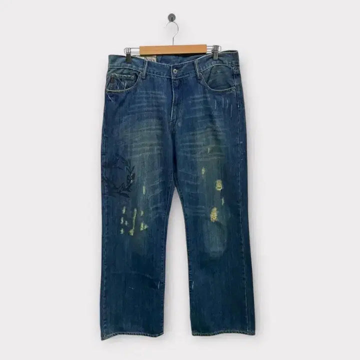 [BUNJANG] Abercrombie & Fitch Denim Embroidered Jeans - Size 34 / 아베크롬비 앤 피치 자수 청바지-34사이즈