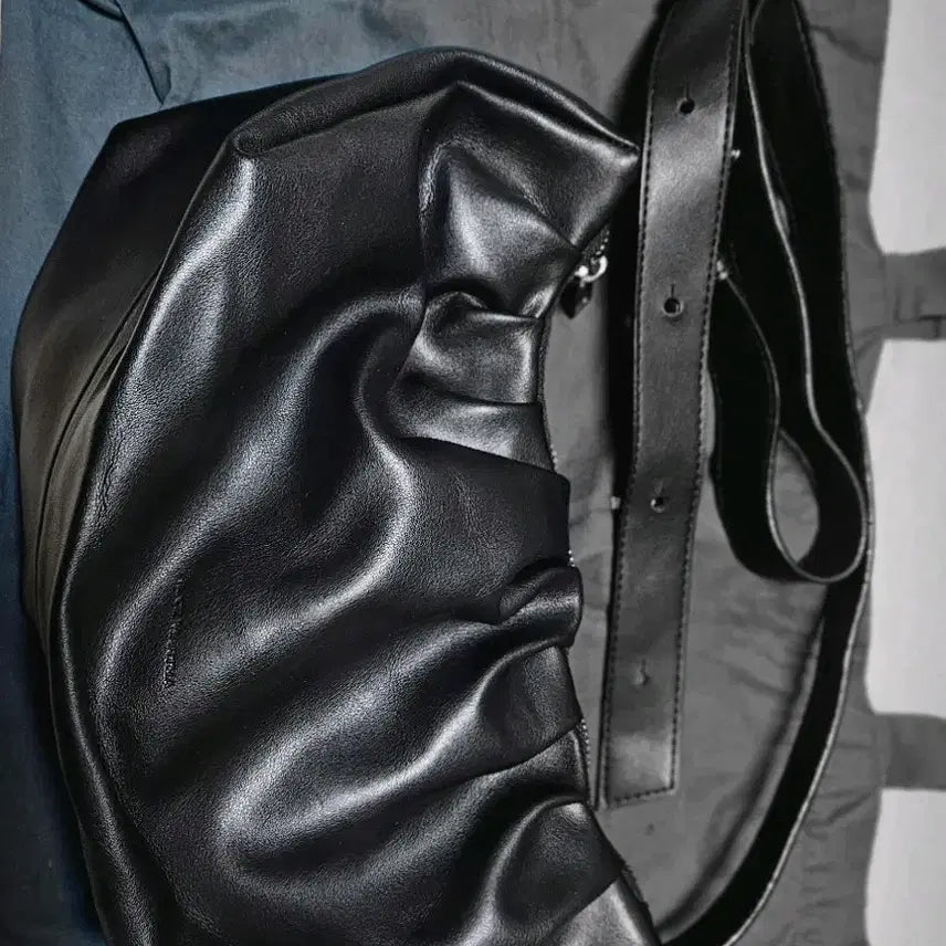 [SOLD OUT] 엘리스마샤 에린 블랙 가죽 숄더백