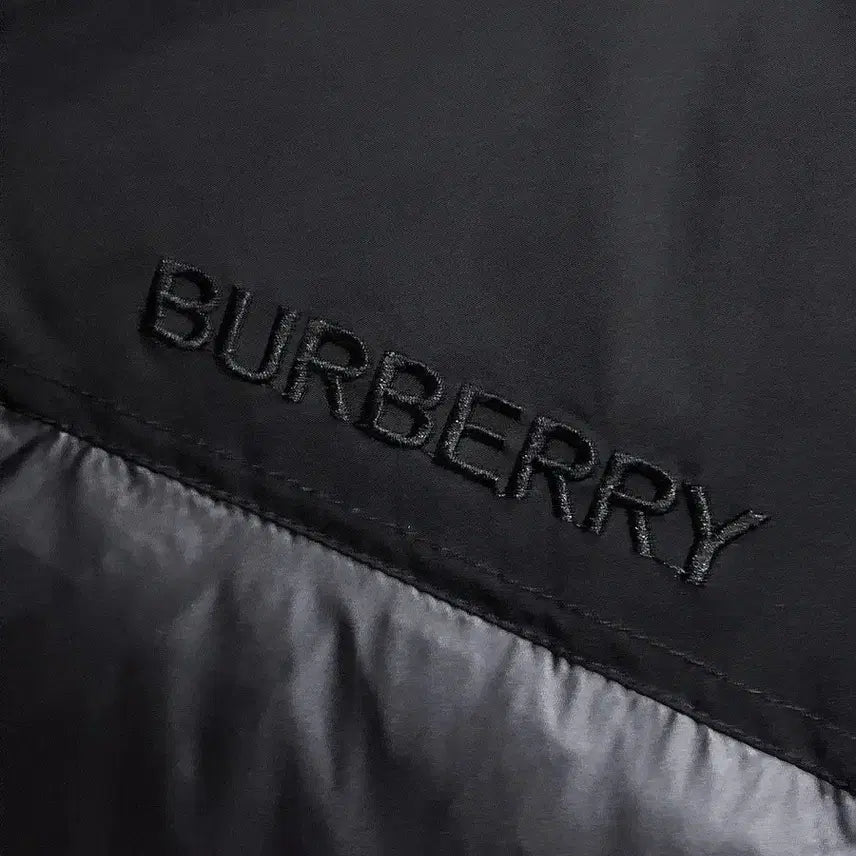 [BUNJANG] Burberry Hooded Padded Jacket / 버버리 후드 패딩면세점 구매 M 사이즈